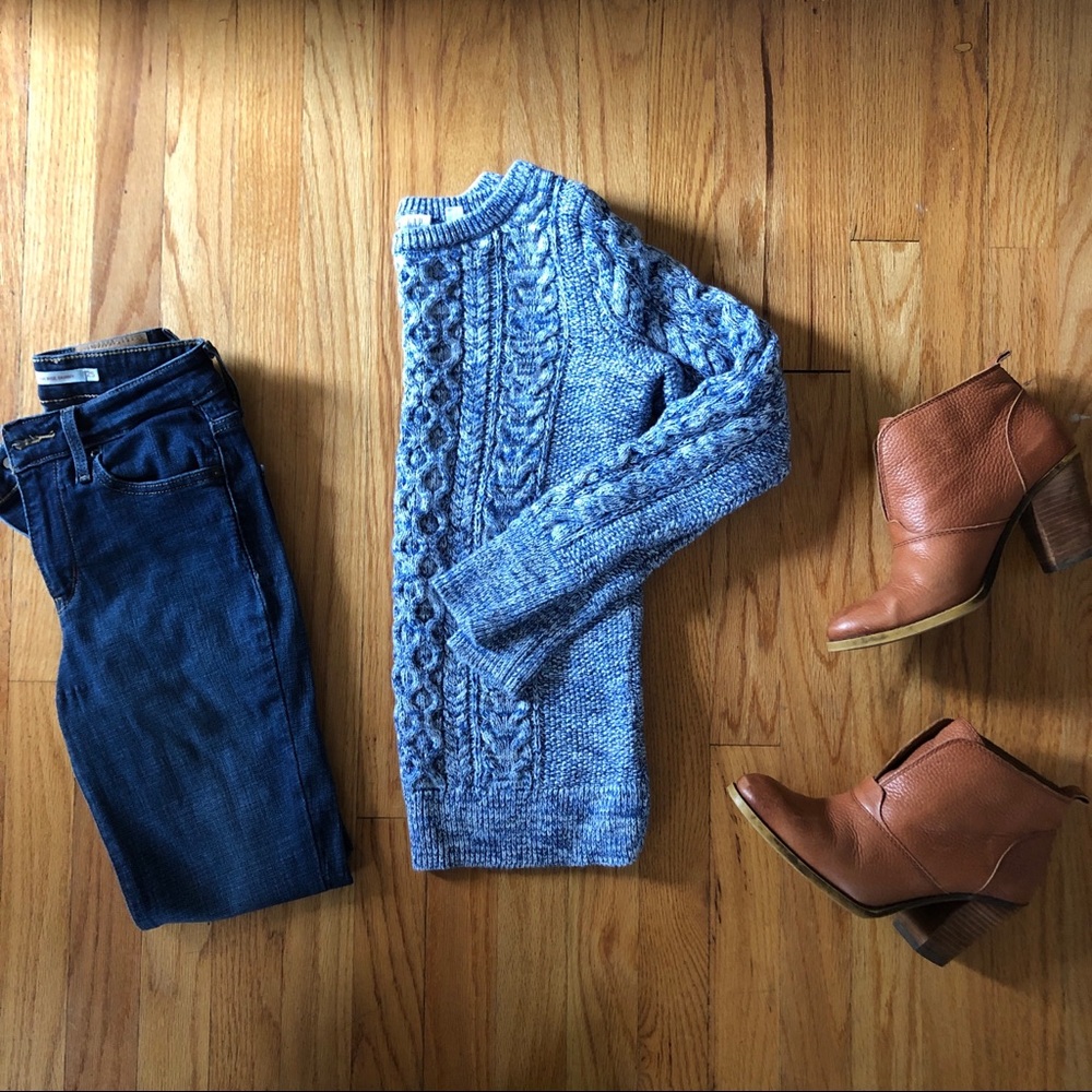 Gap Cable Knit Sweater